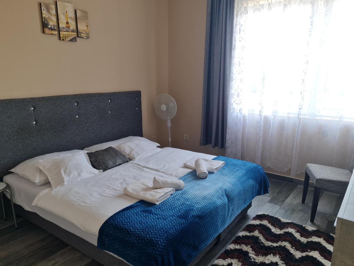 Napfeny Szallas سيغيد المظهر الخارجي الصورة